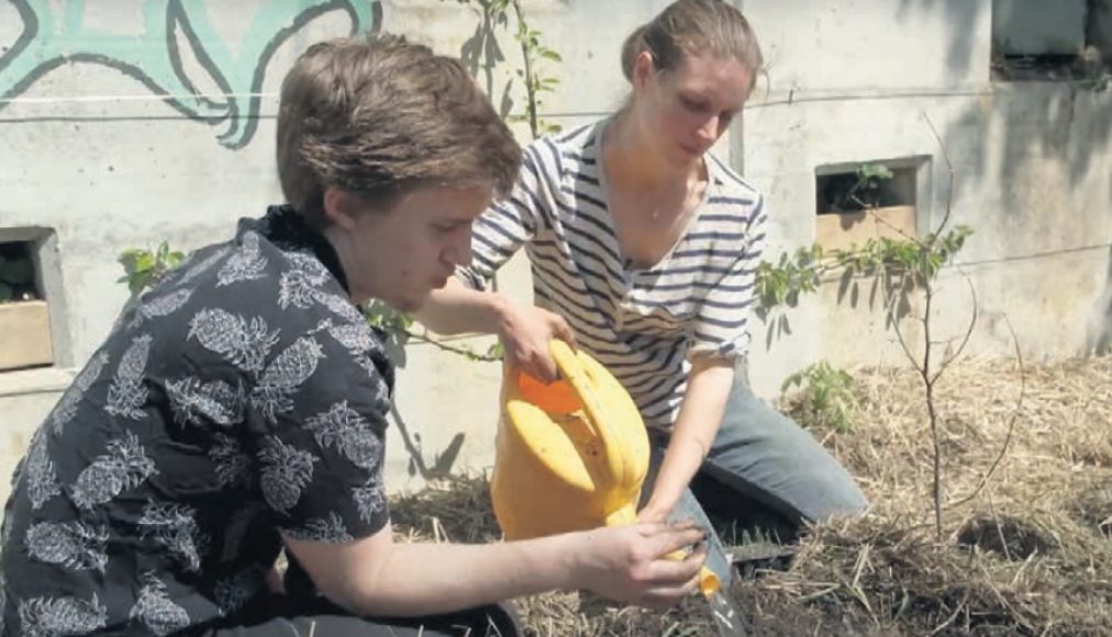 La paroisse de Saint-Imier propose un jardin partagé en permaculture. / © Bastien Boesiger