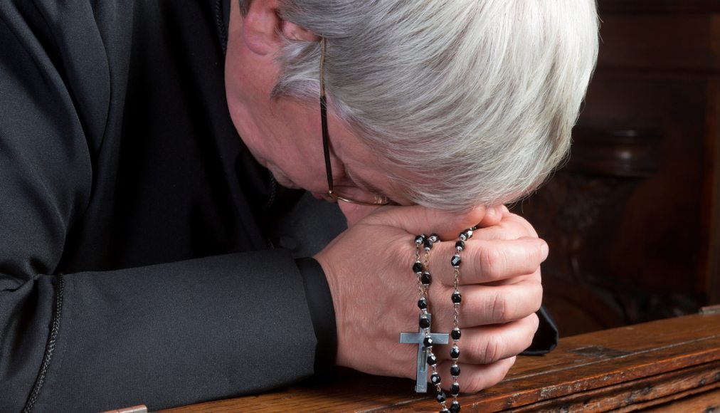 LʹEglise catholique au défi du rapport Sauvé. / ©iStock/Studio-Annika