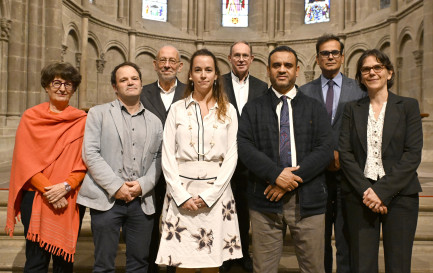 De gauche à droite: Catherine Riedlinger, Alexandre Winter, François Garaï, la musicienne Lorianne Cherpillod, Jean Lanoy, Mohamed Levrak, Ventzeslav Sabev, vice-président de l’Appel spirituel de Genève, et Agnès Krüzsely. / © Alain Grosclaude